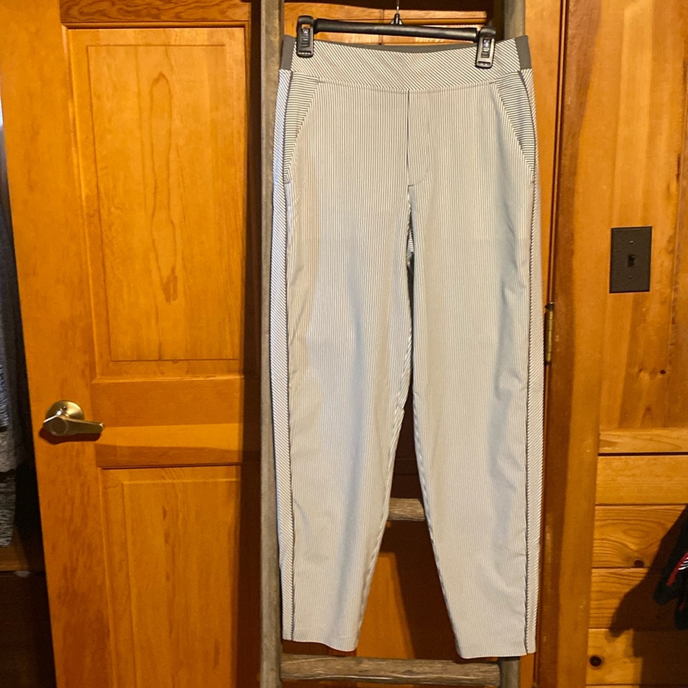 Athleta crop pants